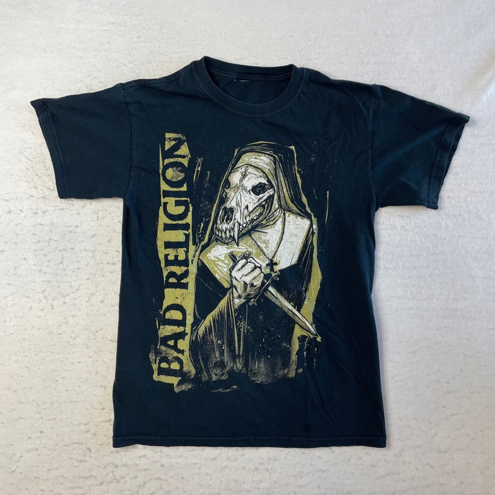 Bad Religion T Shirt Mens Small Black Skull Nun Graphic Punk Rock Band Tee